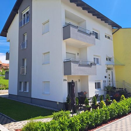 Apartmani Ana&Vesna Karlovac Eksteriør bilde